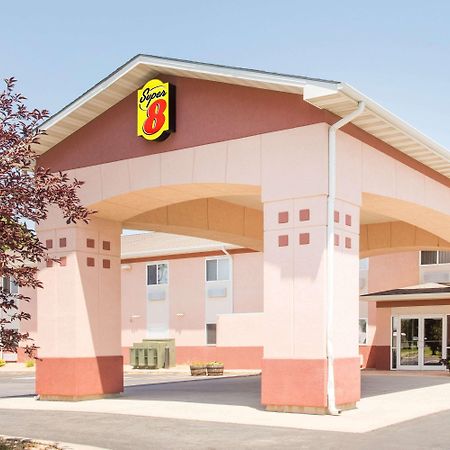 מלון Super 8 By Wyndham Iola Ks מראה חיצוני תמונה